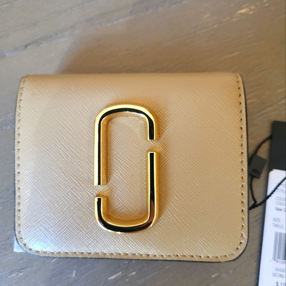 Marc Jacobs Handbags - Marc Jacobs brand new wallet